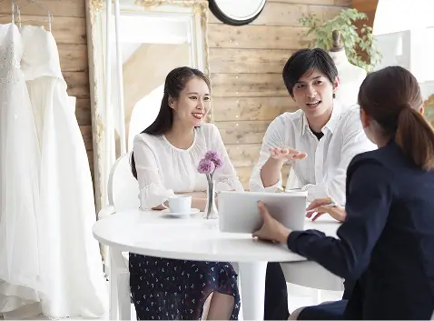 ご両家のご両親が感動している様子
